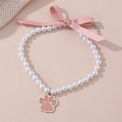 Bow Necklace with Sole Pendant