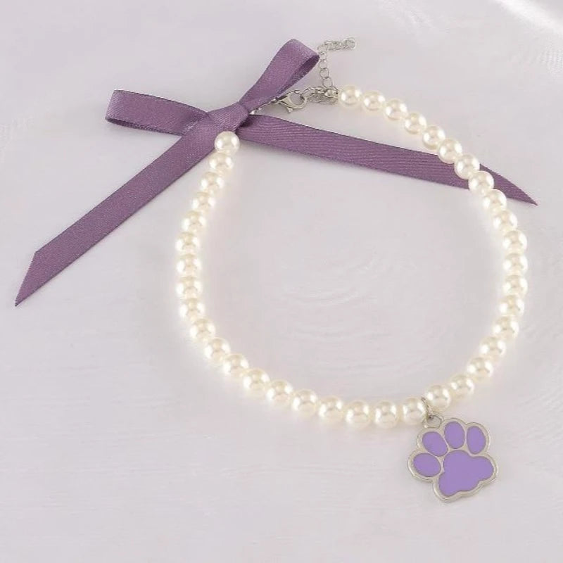 Bow Necklace with Sole Pendant