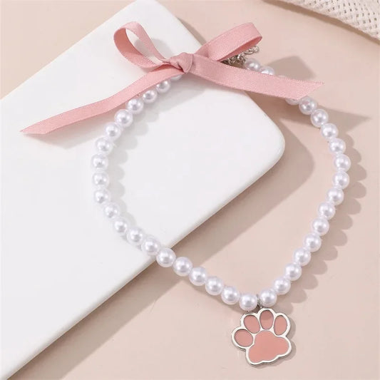 Bow Necklace with Sole Pendant